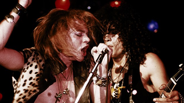 Guns N' Roses Play 'Welcome To The Jungle' at MTV Video Music Awards