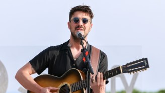 Marcus Mumford Brought Maggie Rogers Out As A Surprise Guest To Cover A Taylor Swift Fan-Favorite