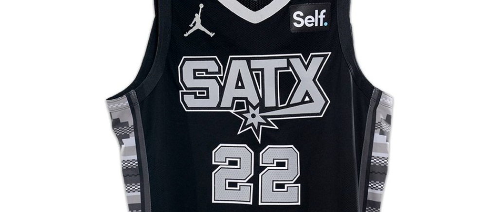 spurs unis