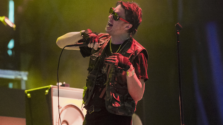 Julian Casablancas Throws First Pitch at New York Mets Game: Watch