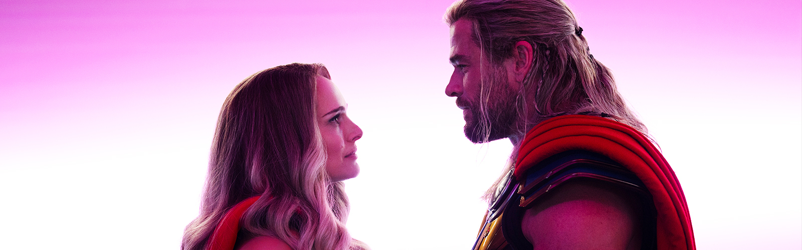 Natalie POrtman and Chris Hemsworth in Thor Love And Thunder