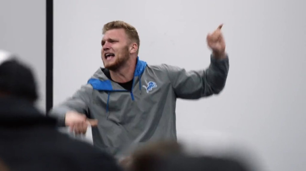 Aidan Hutchinson Sings Billie Jean at Detroit Lions Hazing Event