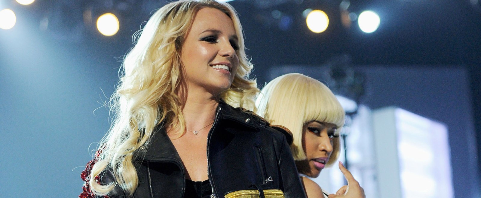 Britney Spears Nicki Minaj 2011 Billboard Music Awards