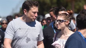 Elon Musk Shared A Photo Of Grimes Having A C-Section And Didn’t Get Why That Bothered Her, Grimes Claims