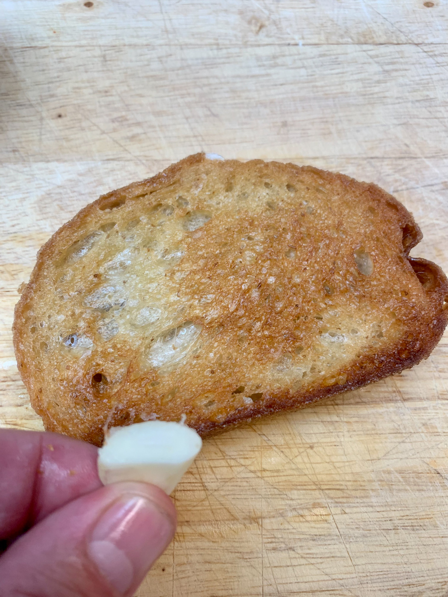Garlic rub Toast 2