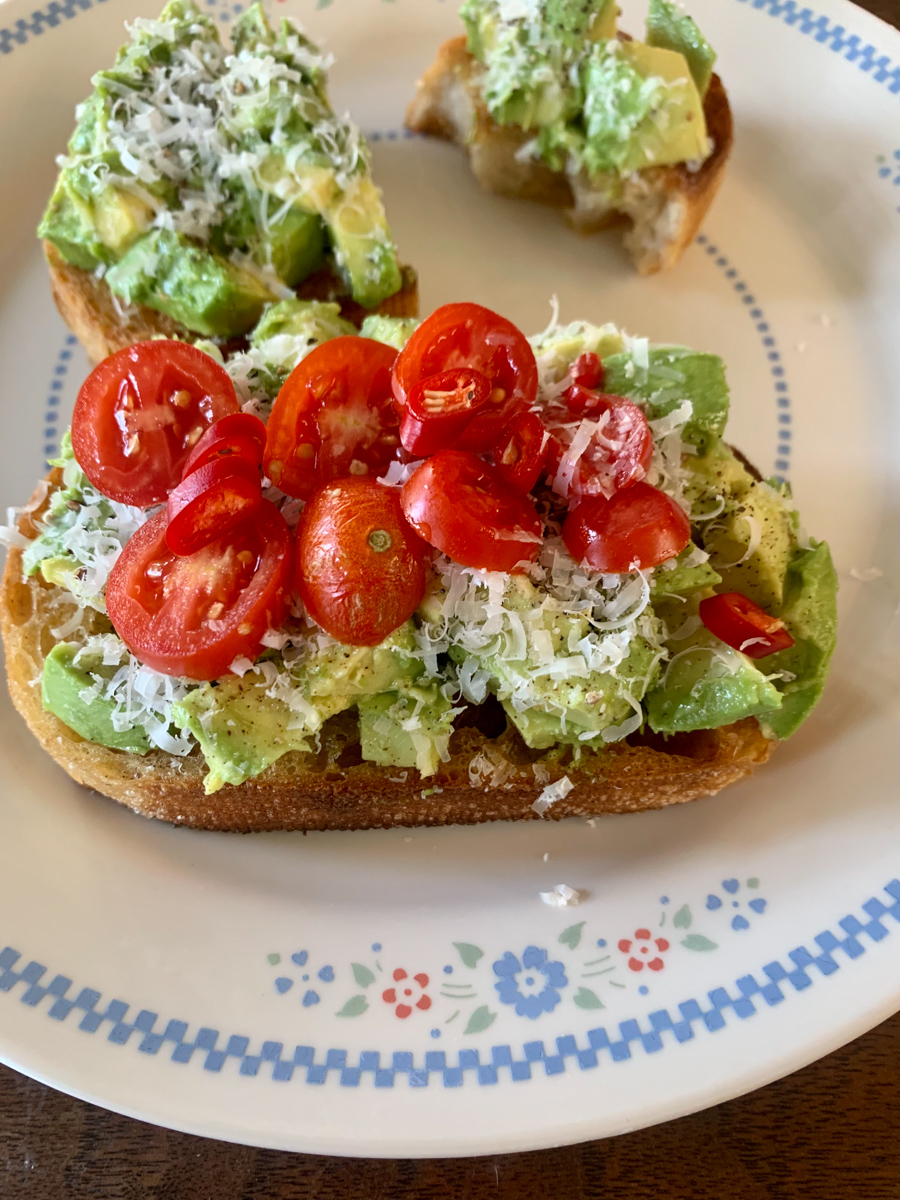 Avocado Toast with tomatoes