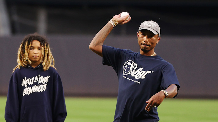 Pharrell Williams Throws First Pitch at Yankees vs. Mets Game – WWD