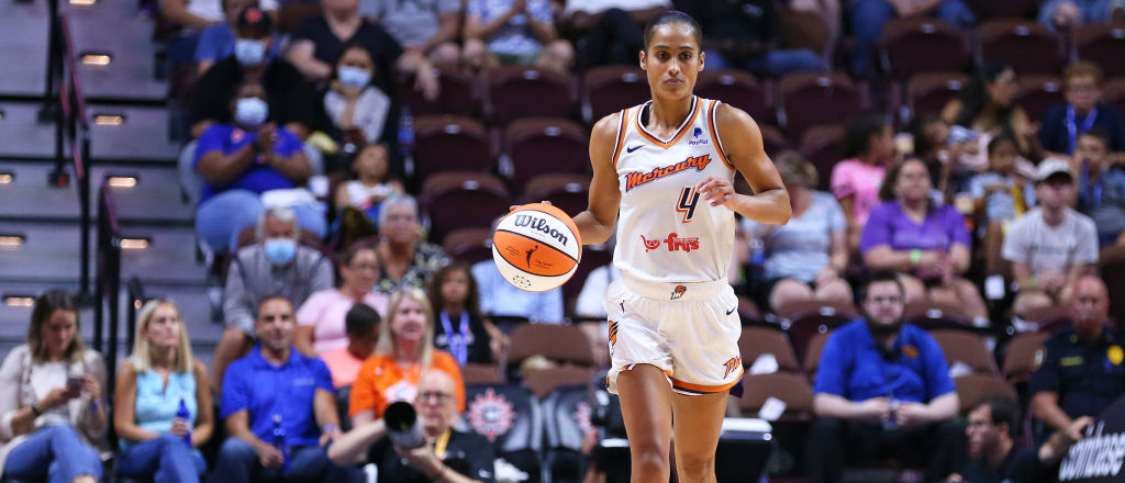 Mercury Star Skylar Diggins-Smith Will Miss The Rest Of The Season For ...