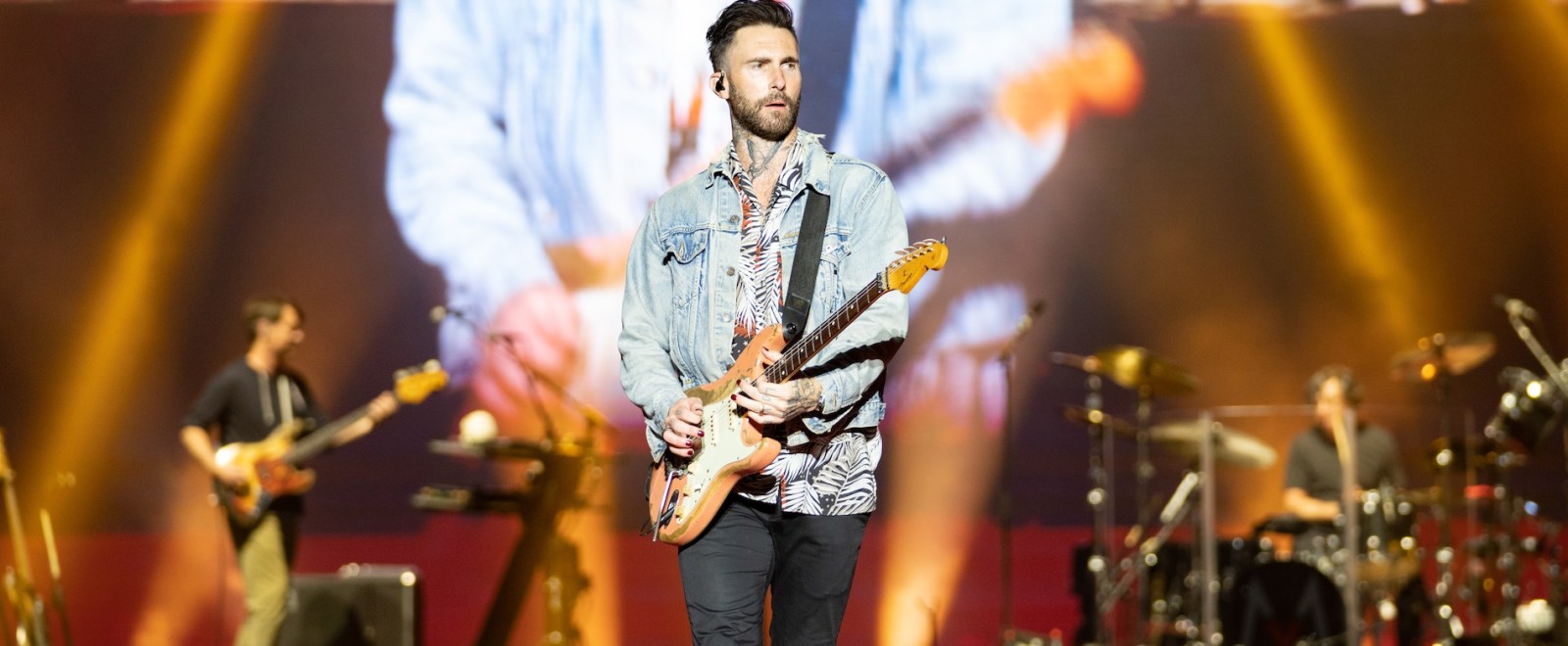 Adam Levine Maroon 5 Tel Aviv Israel 2022