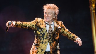 There’s A Viral Overgrown Bunker That Looks Just Like Rod Stewart And He Finds It Hilarious
