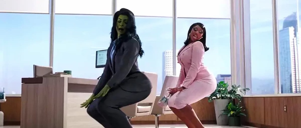 Mulher-Hulk dançando com a rapper Megan Thee Stallion em episódio 3 da  série She-Hulk 