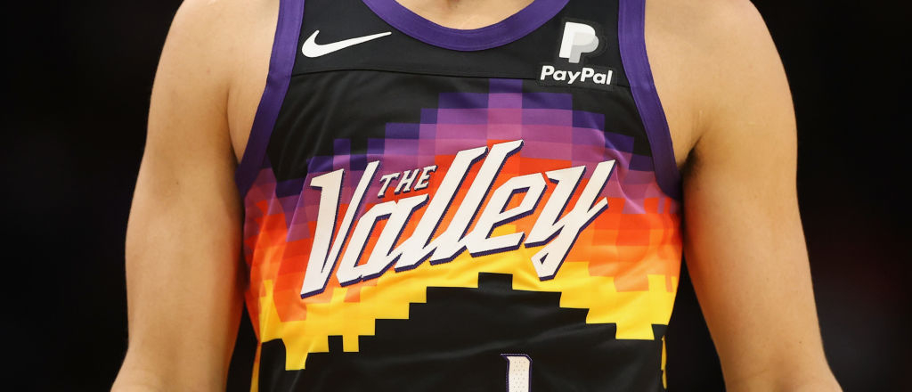 Phoenix Suns on X: Congrats to Jeff on grabbing himself a Valley jersey  today! Stay tuned on our Twitter and the Suns App the next couple of weeks  for a daily scavenger