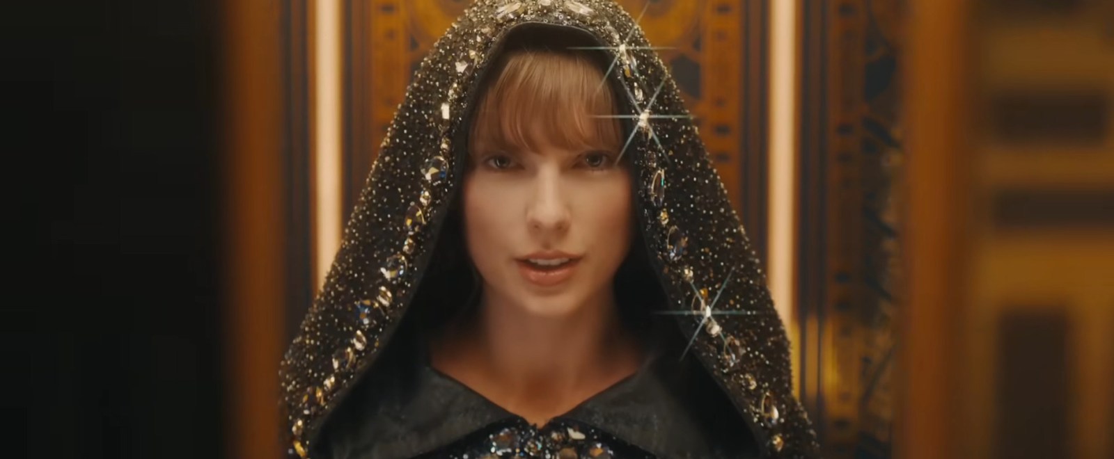 Taylor Swift Bejewled Video