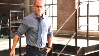 Christopher Meloni, Who Enjoys Working Out Naked, Is Thrilled To Have Been ‘Crowned Zaddy’ During His ‘Second Act’