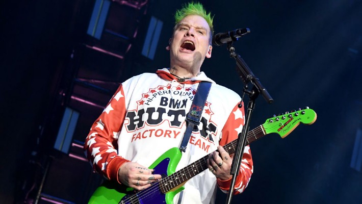 Matt Skiba Shares A Heartfelt Message To Blink 182   Matt Skiba GRID 