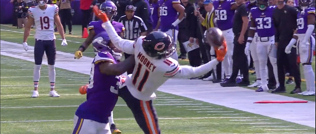 Darnell Mooney Went OBJ Mode With This One-Handed Grab