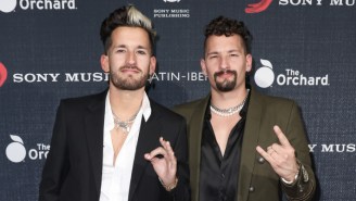 Mau Y Ricky Surprised An Audience In Mexico City In Their ‘Llorar Y Llorar’ Video Featuring Carin León