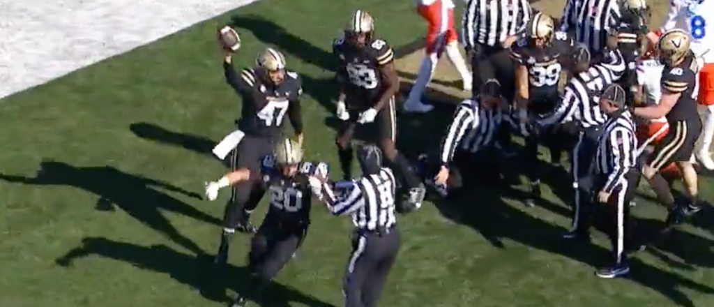 vanderbilt long snapper touchdown