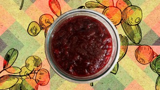 Our Thanksgiving Bourbon-Cranberry Sauce Demolishes Anything Out Of A Can