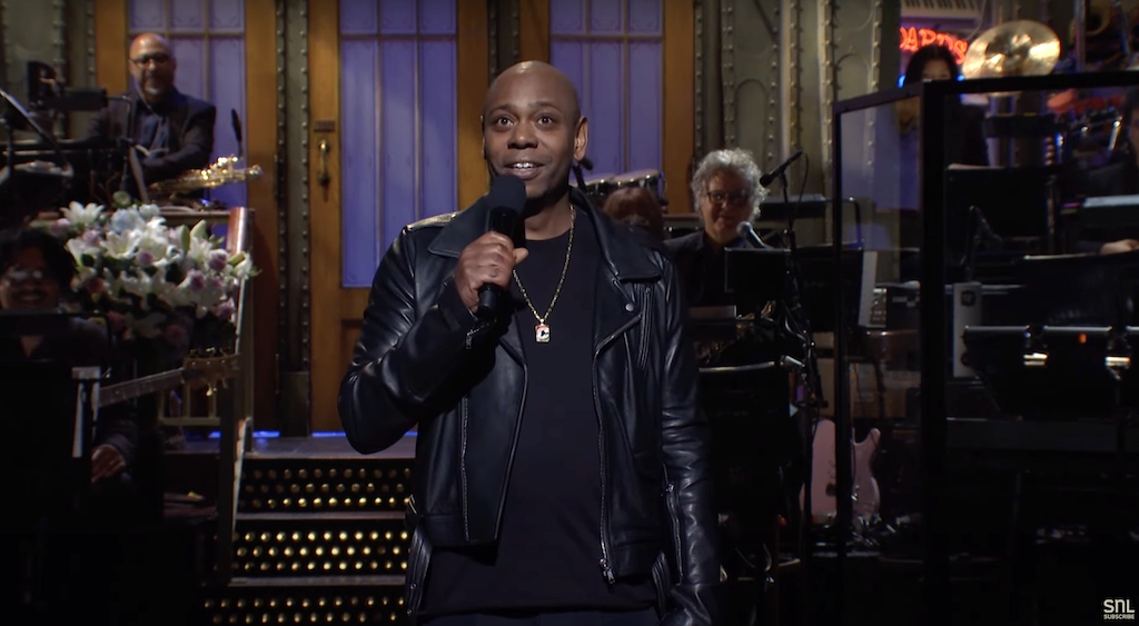 [WATCH] Dave Chappelle Took On Kanye In Epic 'SNL' Monologue