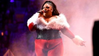 Lizzo Used Her People’s Choice Awards Speech To Bring Breonna Taylor’s Mom And Other Female Activists On Stage