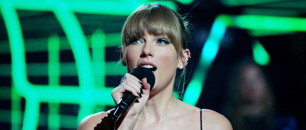 taylor swift 2022 MTV EMAs