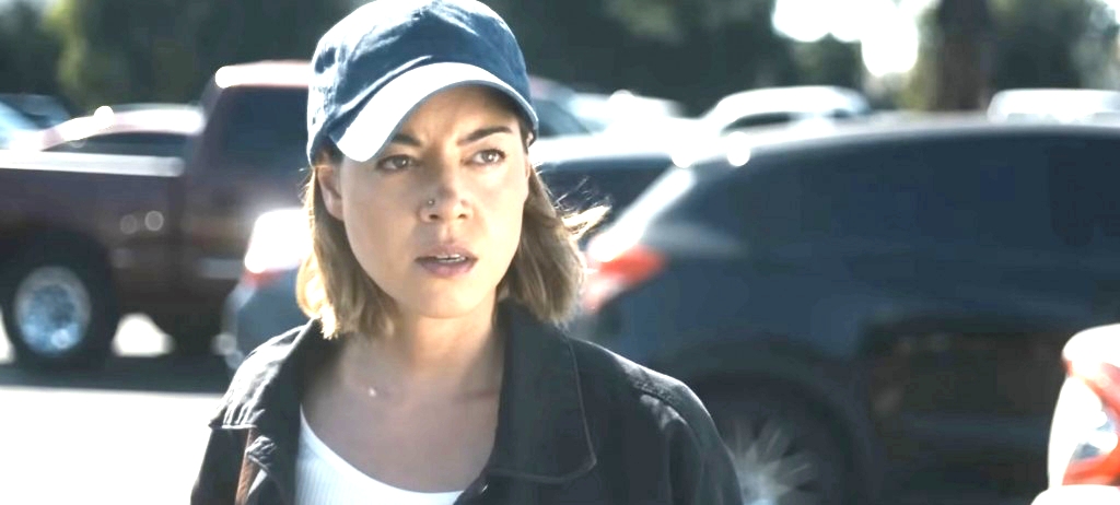 Emily The Criminal Aubrey Plaza