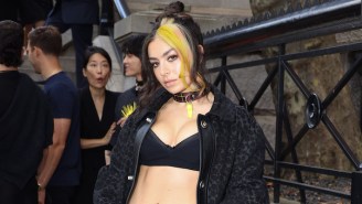 Charli XCX Spiced Up The ‘Gossip Girl’ Valentine’s Day Episode With A Lingerie-Clad Performance