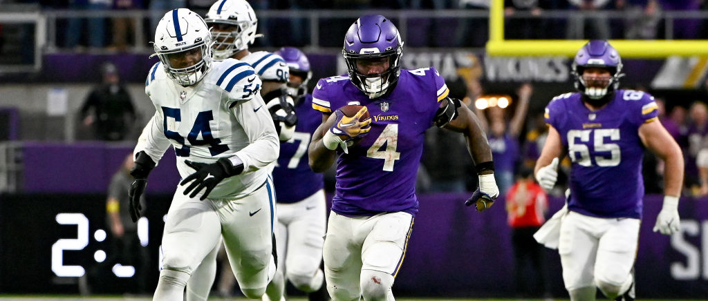 Vikings pull off biggest comeback in NFL history to beat Colts