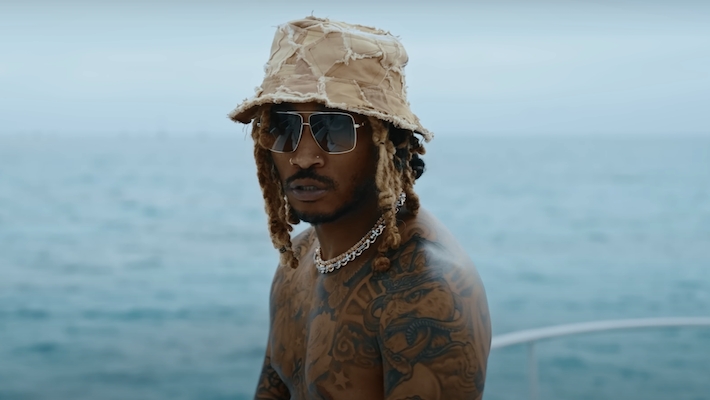 Future a publié une vidéo extravagante pour “Back To The Basics”