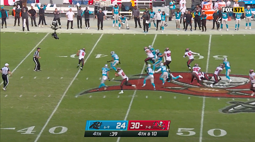 Video: Incredible Punt By The Buccaneers Is Going Viral - The Spun