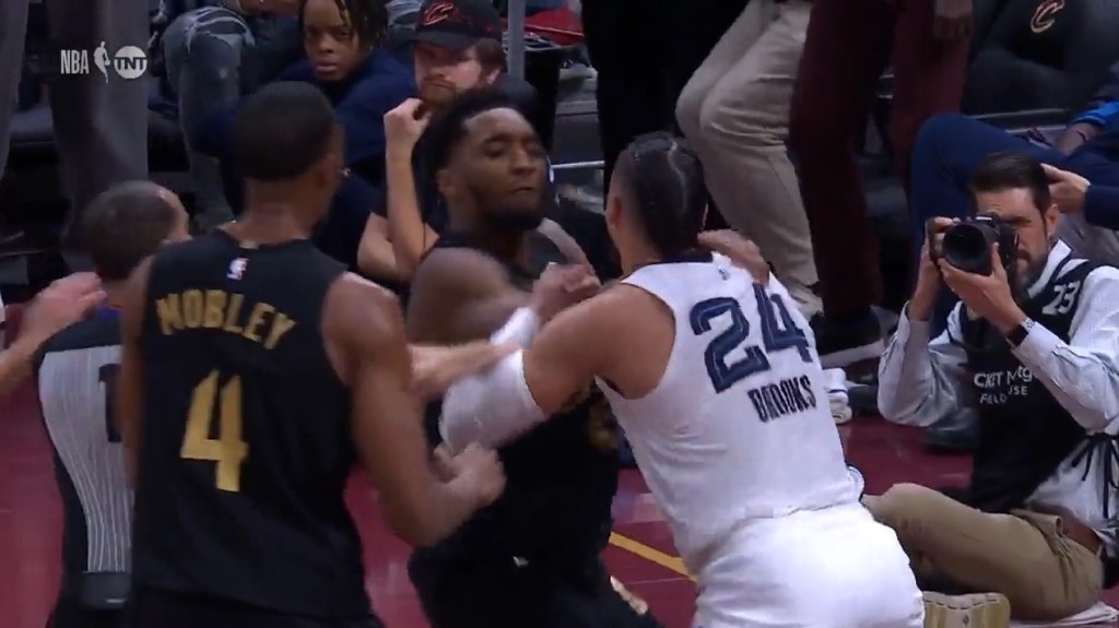 Fight In CavsGrizzlies After Brooks Hit Mitchell's Nuts