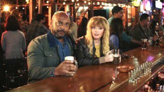Natasha Lyonne Sees Through All Of Those Beer Commercial Lies In A ‘Poker Face’ Super Bowl Spot