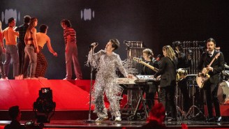 Harry Styles’ Grammys Dancers Says That There Was A Major Technical Malfunction, Which Explains A Lot