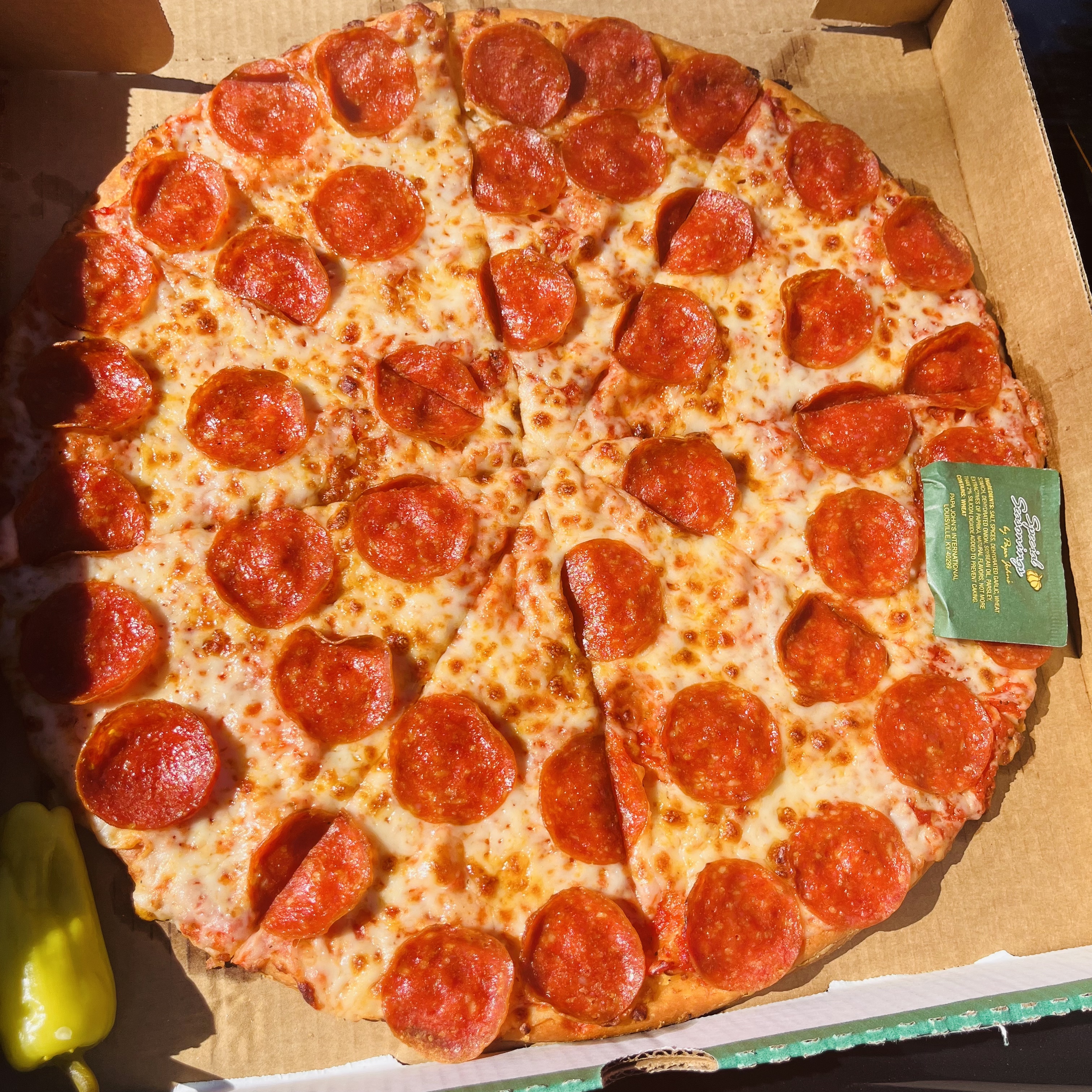 REVIEW: Papa Johns Crispy Parm Pizza - The Impulsive Buy