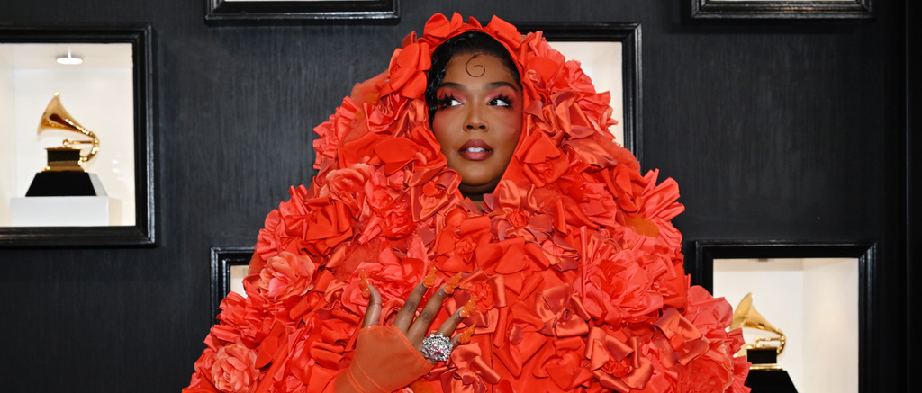 Lizzo Grammys 2023 Red Carpet