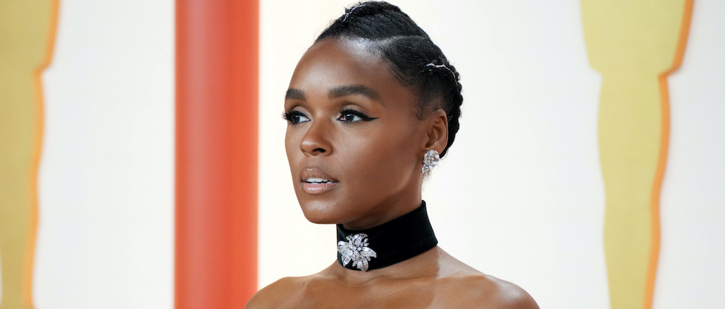 Janelle Monáe Takes A Boob Filled Tour Of Her Nsfw ‘the Age Of Pleasure’ Vinyl In A New Video