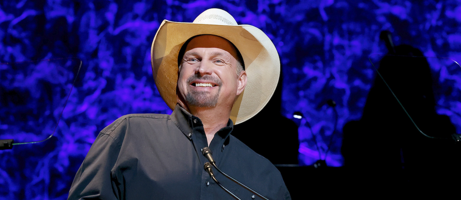 Garth Brooks Explains No Spotify, Amazon-Only Streaming