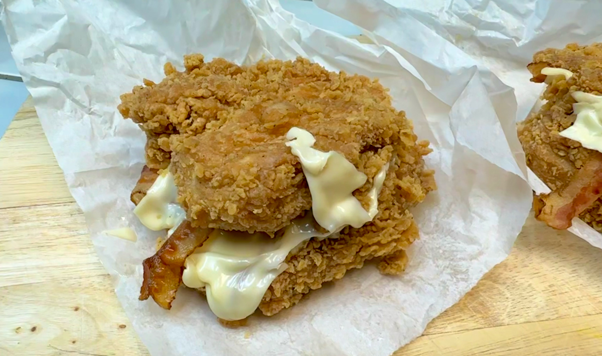 doubledown kfc cheeseburger