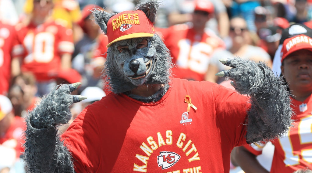 Bank-Robbing Chiefs Fan ChiefsAholic Is Apparently On The Run