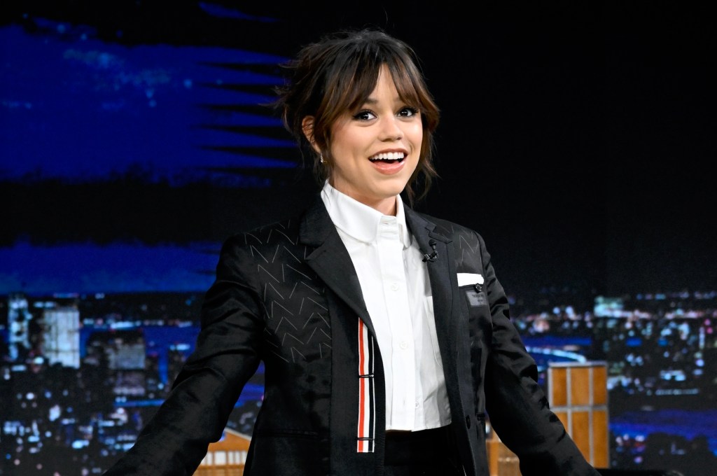 Aubrey Plaza Is Down to Collaborate with Jenna Ortega After Hilarious SAG  Awards Speech