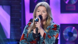 Kelly Clarkson Breathed New Life Into Harry Styles’ ‘As It Was’ During The First Night Of Her Vegas Residency