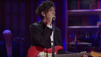 The 1975 Displayed Pure Longing During A Performance Of ‘Oh Caroline’ On ‘Saturday Night Live’
