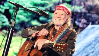Willie Nelson’s 2023 Outlaw Festival Will Feature Robert Plant & Alison Krauss, The Avett Brothers, And More