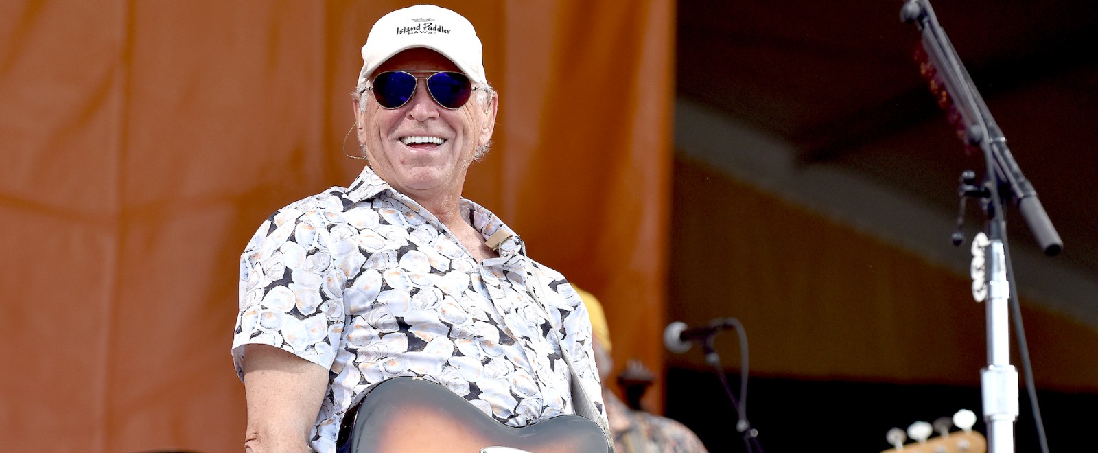 Jimmy Buffett 2022 New Orleans Jazz festival