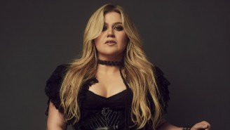 Kelly Clarkson Kicks Off Her ‘Chemisty’ Album Era With Two Powerful New Songs, ‘Mine’ And ‘Me’