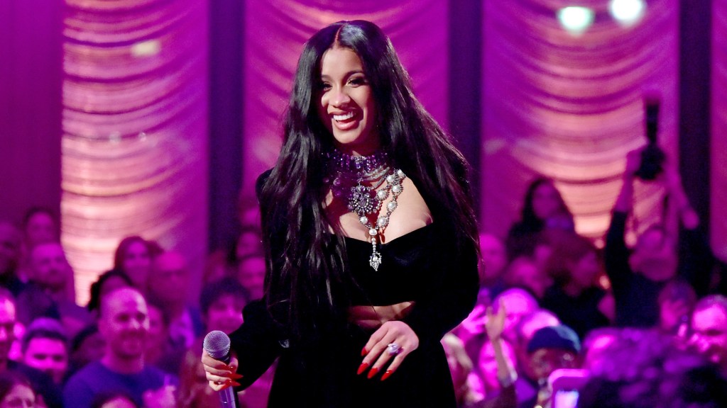 Cardi B Twerking Video: 'Body On 10, Twerk On 0'