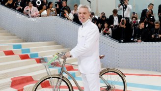 Avid Cyclist David Byrne Opted To Ride His Faithful Bike To The Met Gala’s Red Carpet