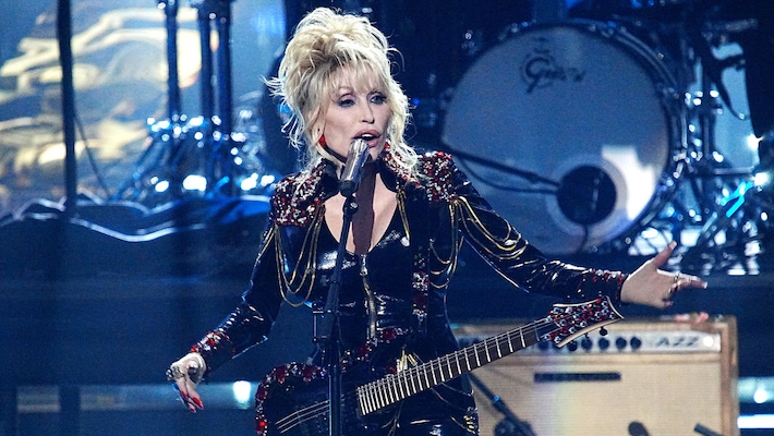 Dolly Parton Announces 'Rockstar' Album and Track List