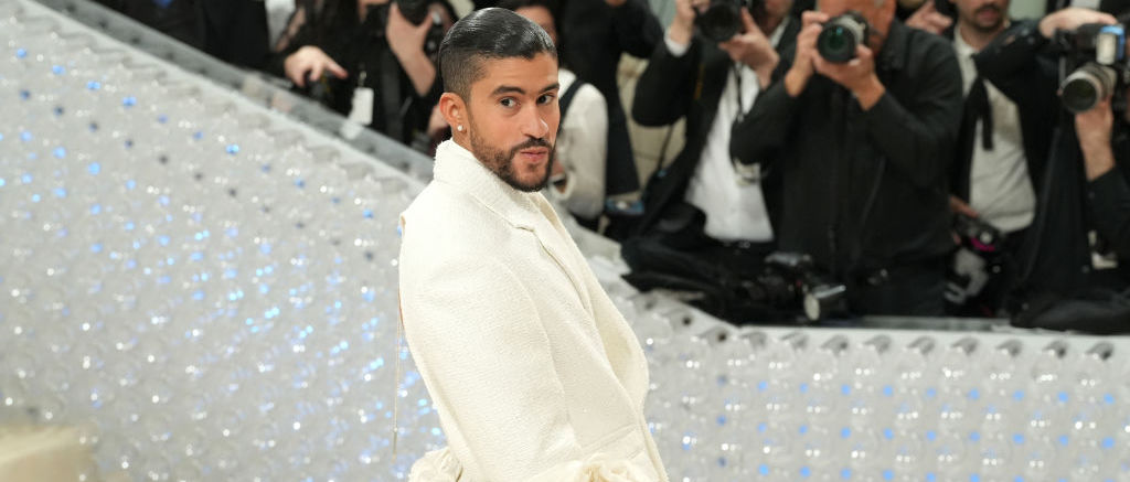 Bad Bunny’s Backless Jacquemus Suit For The Met Gala Had Fans Loving ...